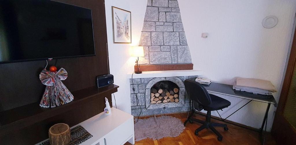 Apartman Ksenija Ðakovo Buitenkant foto